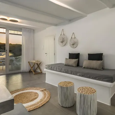 Peter'S Sea And Sαnd Residence Adamantas  Exterior photo